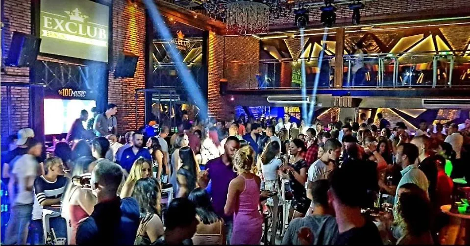 Διαμέρισμα Kusadasi'Nda Sahile 200 Metre