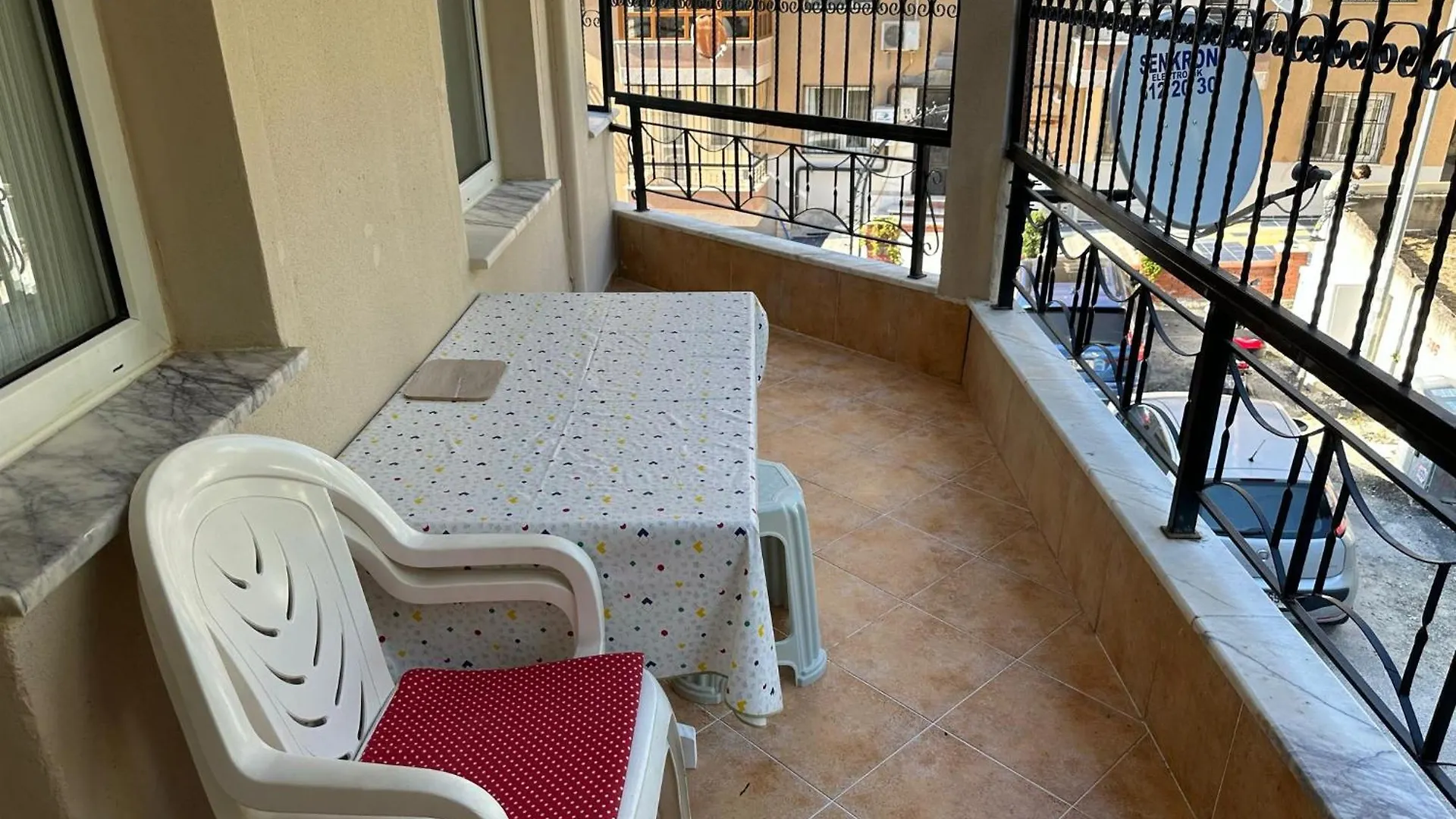 Kusadasi'Nda Sahile 200 Metre トルコ